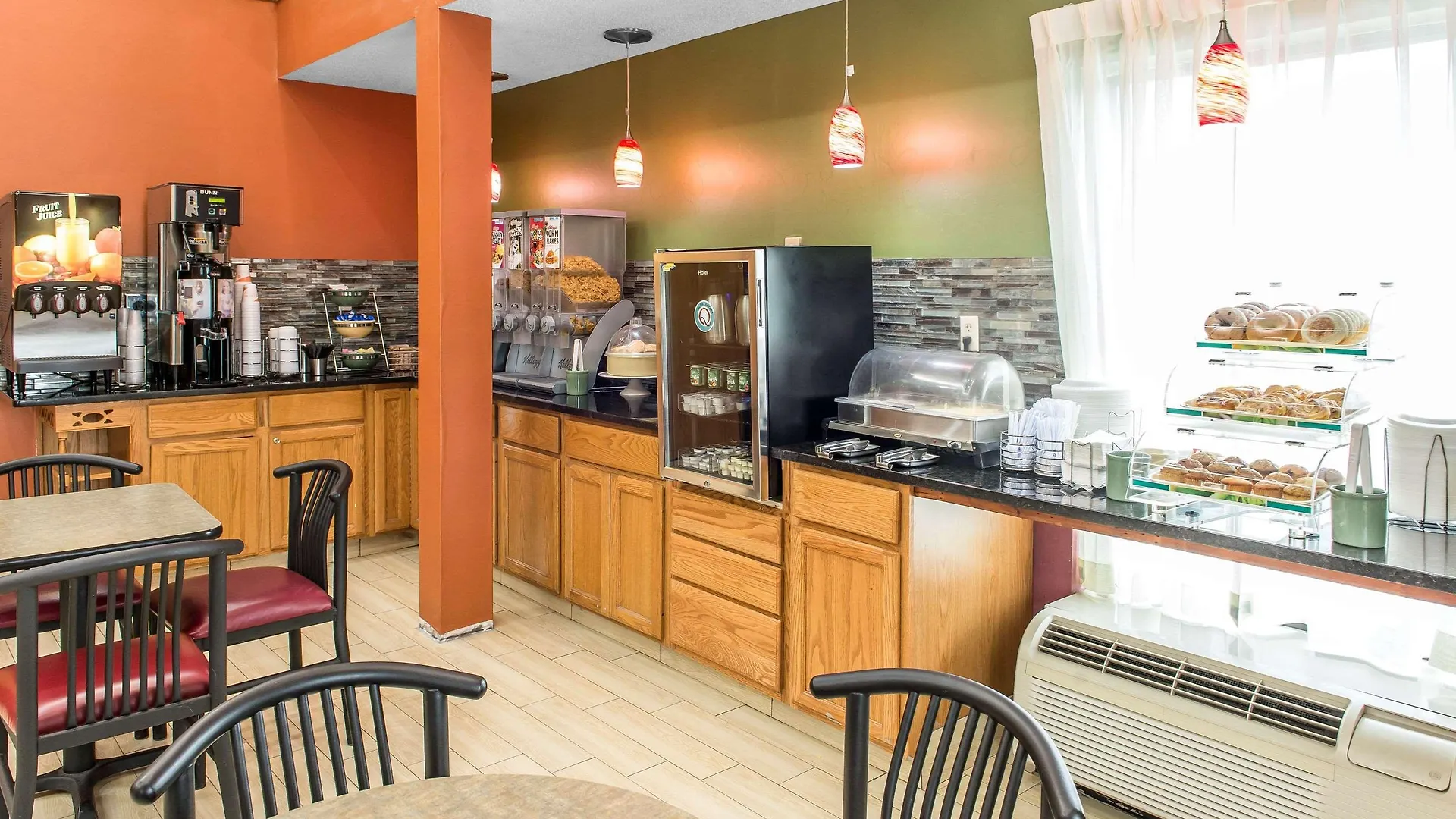 ホテル Quality Inn & Suites Columbus West - Hilliard